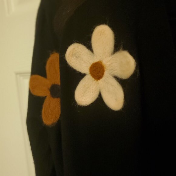 Aaeda Women's Size Small Black Floral Felt Cardigan, Boho Y2K - Picture 6 of 11